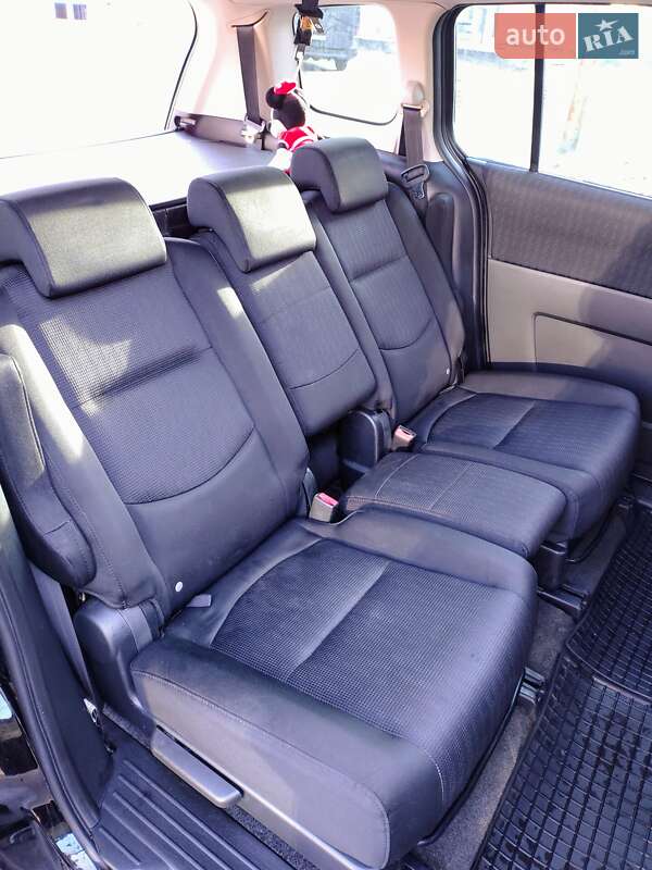 Мінівен Mazda 5 2010 в Луцьку