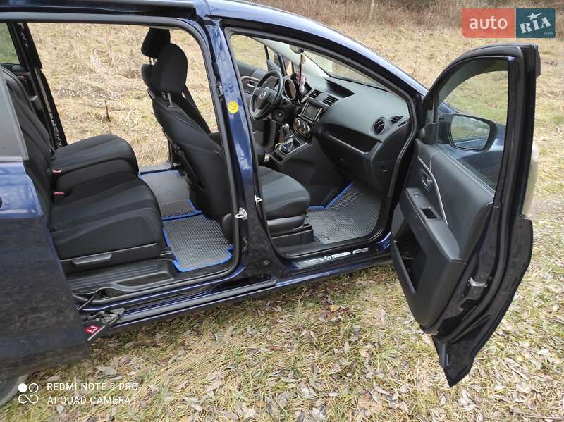 Мінівен Mazda 5 2012 в Звягелі