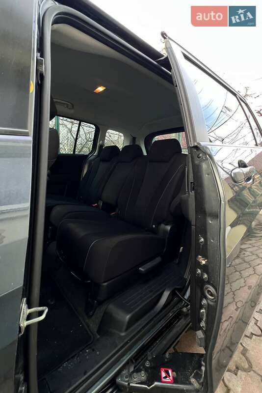Мінівен Mazda 5 2011 в Славуті фото 4 Мінівен Mazda 5 2011 в Славуті