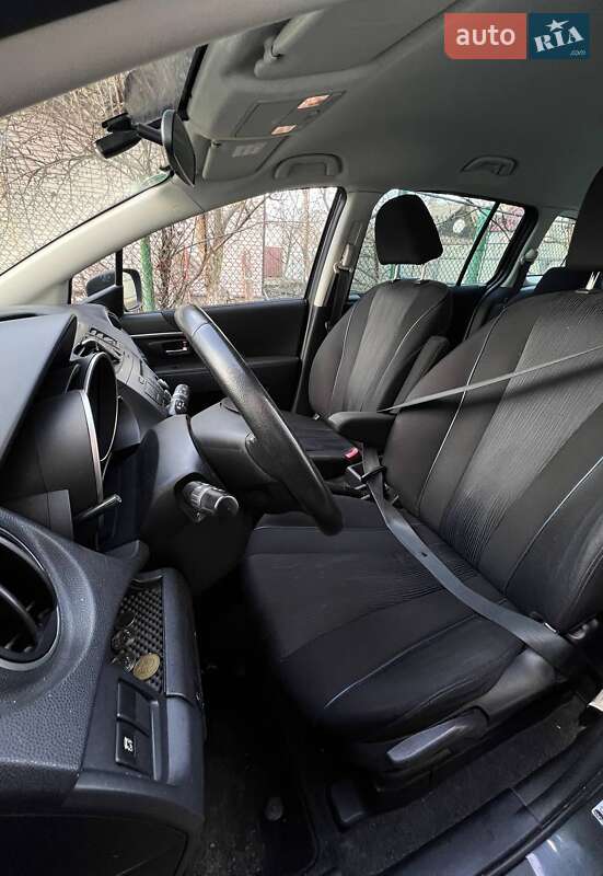 Минивэн Mazda 5 2011 в Славуте