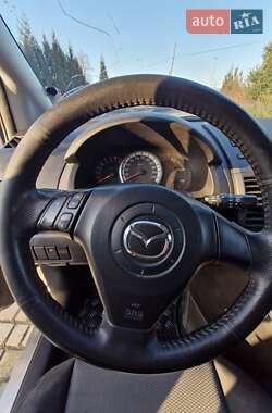 Минивэн Mazda 5 2006 в 