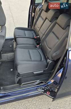 Минивэн Mazda 5 2010 в 