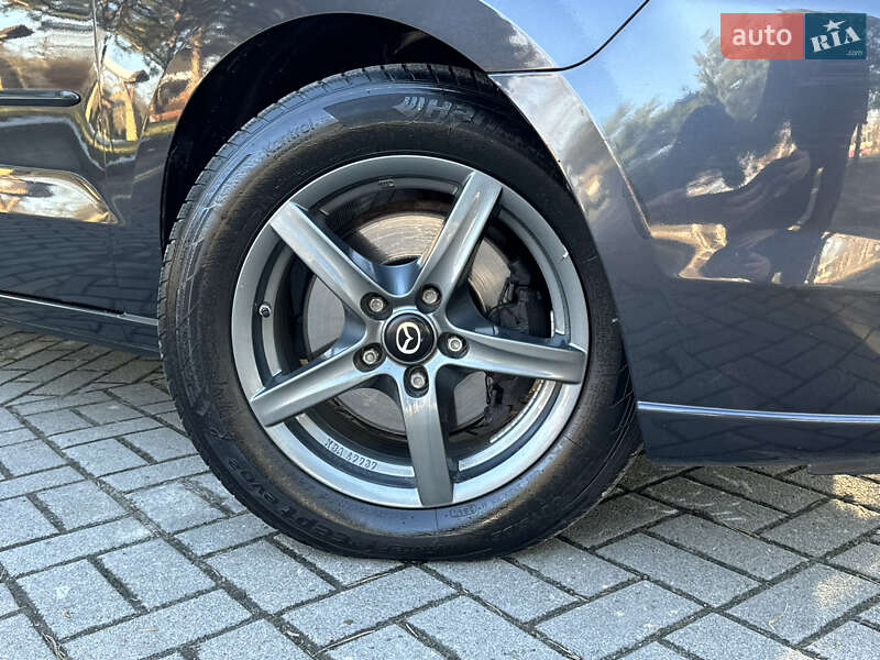 Минивэн Mazda 5 2007 в Дрогобыче