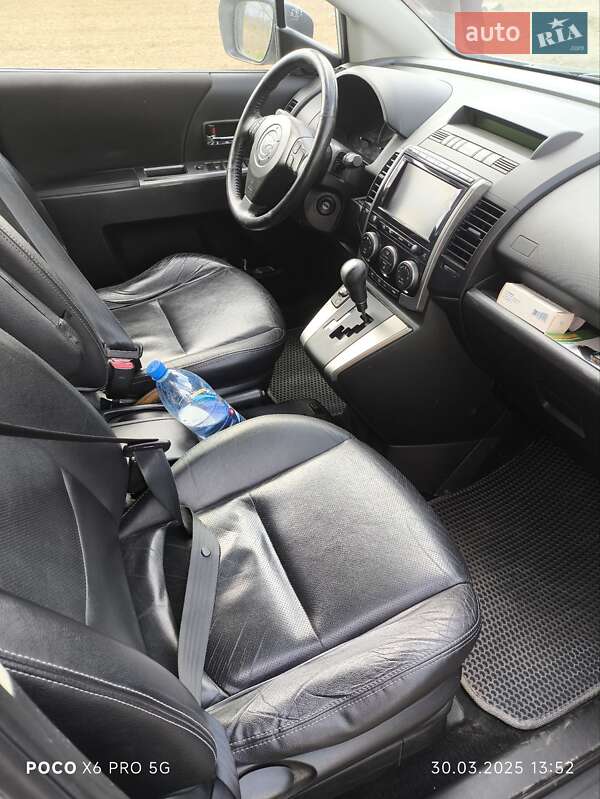 Мінівен Mazda 5 2008 в Нововолинську