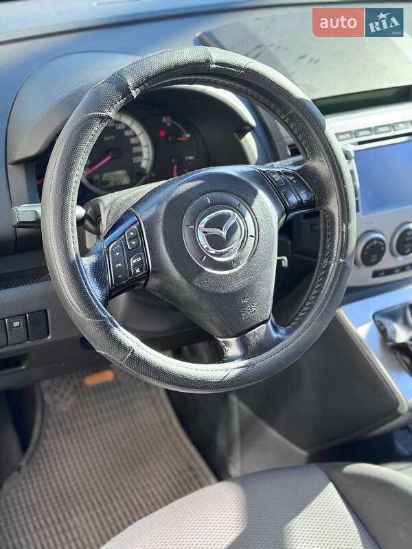 Мінівен Mazda 5 2006 в Любешові