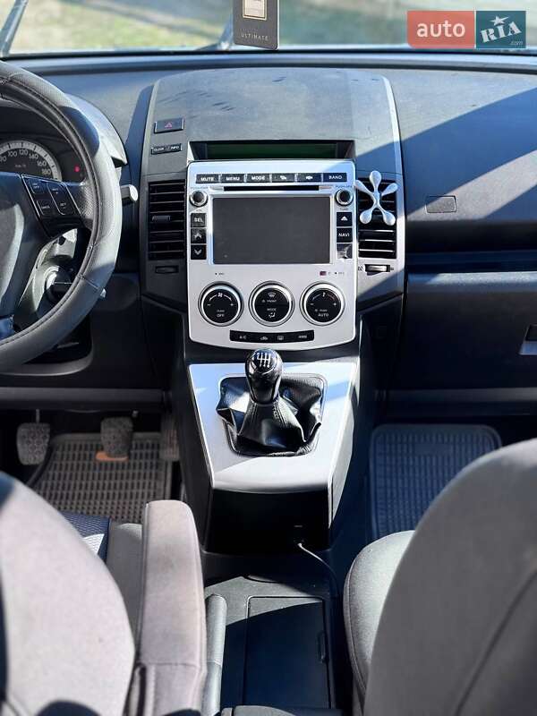 Мінівен Mazda 5 2006 в Любешові