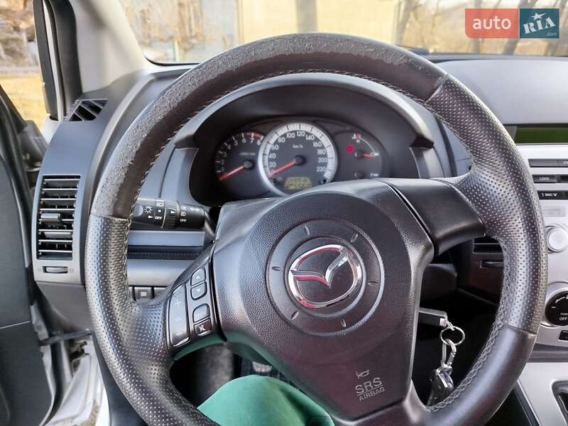 Мінівен Mazda 5 2007 в Ланчині