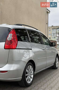 Минивэн Mazda 5 2006 в 