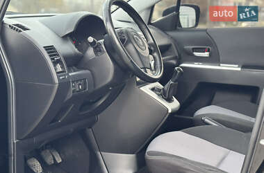 Минивэн Mazda 5 2006 в 