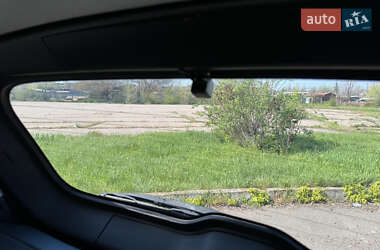 Минивэн Mazda 5 2006 в 