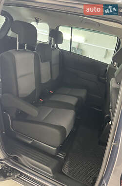 Минивэн Mazda 5 2007 в 