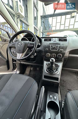 Минивэн Mazda 5 2013 в 