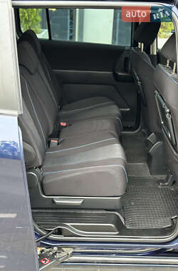 Минивэн Mazda 5 2013 в 