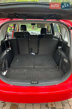 Минивэн Mazda 5 2005 в 