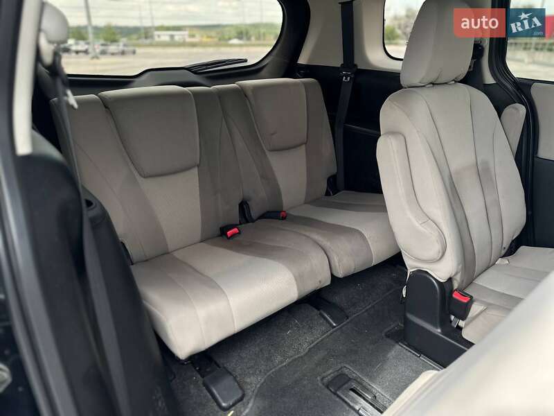 Мінівен Mazda 5 2013 в Києві