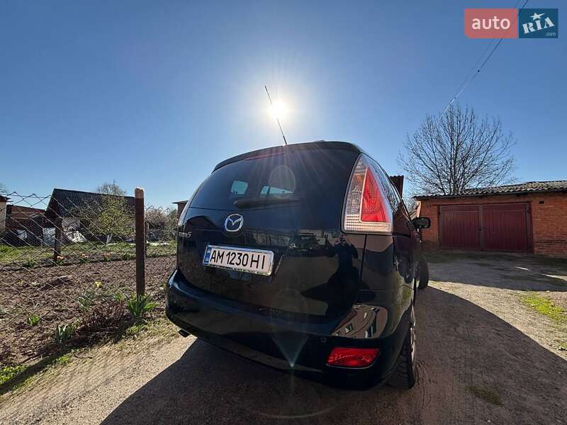 Минивэн Mazda 5 2010 в Радомышле