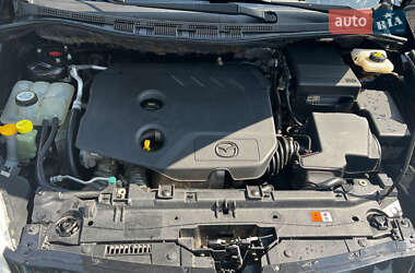Минивэн Mazda 5 2013 в 
