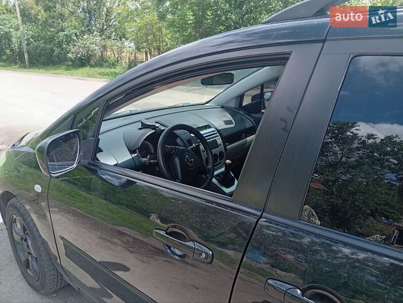 Минивэн Mazda 5 2006 в Запорожье