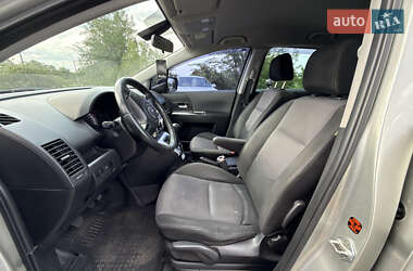 Минивэн Mazda 5 2006 в 
