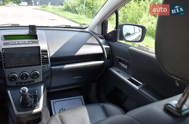 Минивэн Mazda 5 2010 в 
