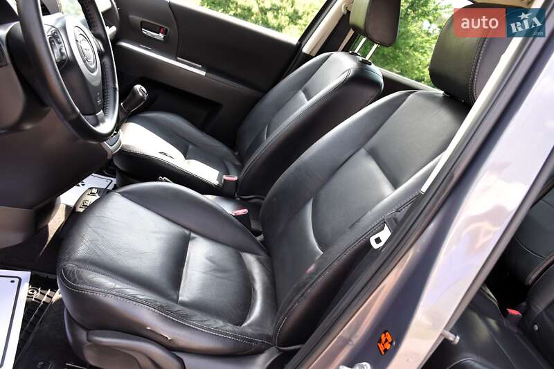 Мінівен Mazda 5 2010 в Дрогобичі