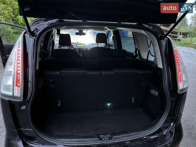 Минивэн Mazda 5 2009 в Звягеле