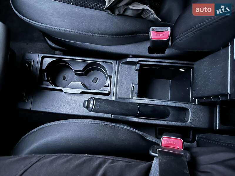 Минивэн Mazda 5 2009 в Звягеле