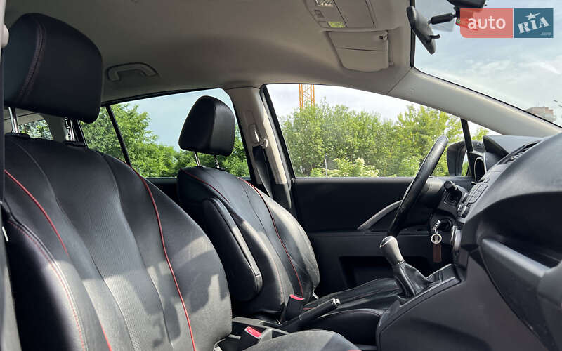Мінівен Mazda 5 2010 в Львові