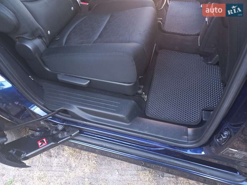 Минивэн Mazda 5 2008 в Львове