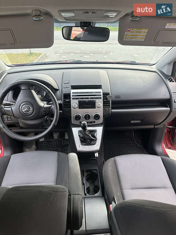 Мінівен Mazda 5 2005 в Ужгороді