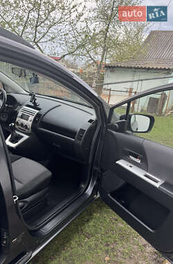 Минивэн Mazda 5 2005 в 