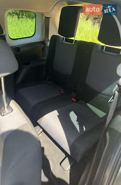 Минивэн Mazda 5 2007 в 