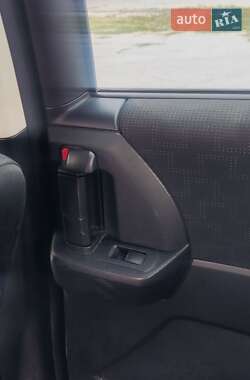 Минивэн Mazda 5 2008 в Харькове