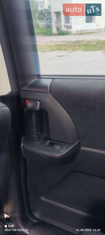 Минивэн Mazda 5 2008 в Харькове