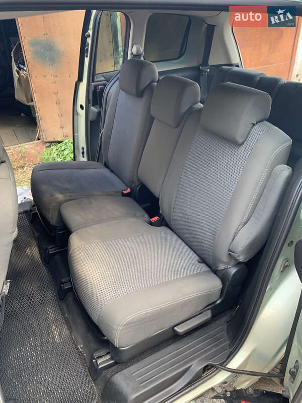 Мінівен Mazda 5 2008 в Житомирі