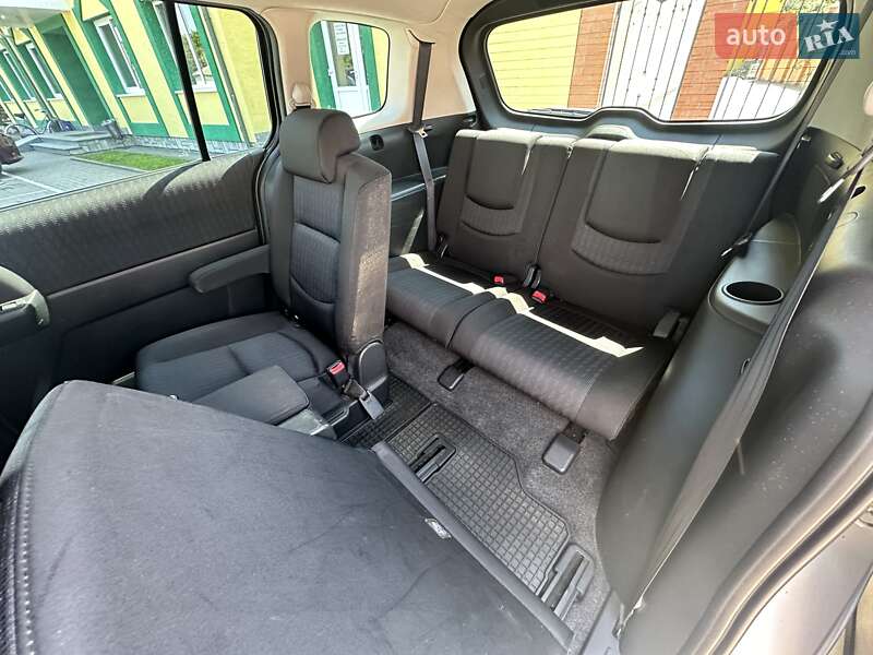 Мінівен Mazda 5 2010 в Стрию фото 15 Мінівен Mazda 5 2010 в Стрию