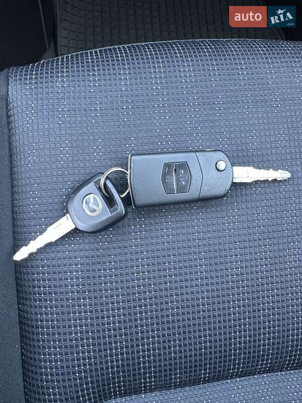 Мінівен Mazda 5 2010 в Стрию фото 32 Мінівен Mazda 5 2010 в Стрию