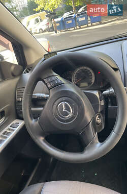 Минивэн Mazda 5 2006 в 