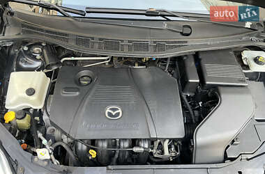 Минивэн Mazda 5 2006 в 