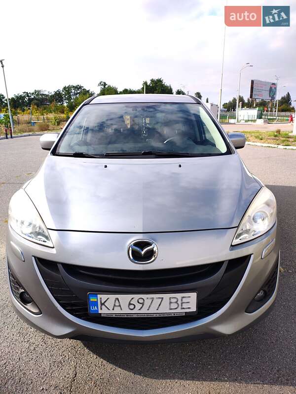 Минивэн Mazda 5 2010 в 
