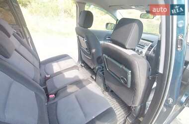 Минивэн Mazda 5 2006 в 