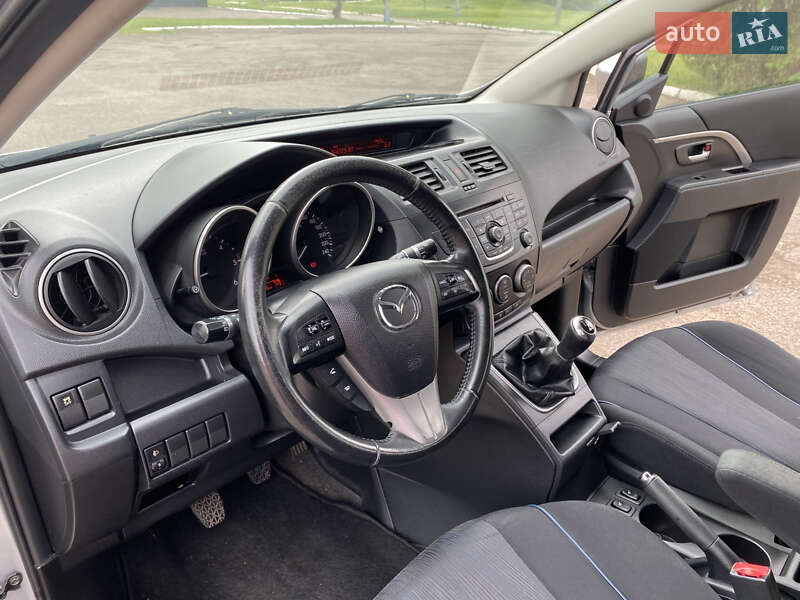 Мінівен Mazda 5 2011 в Рівному