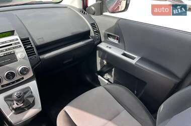 Минивэн Mazda 5 2006 в 