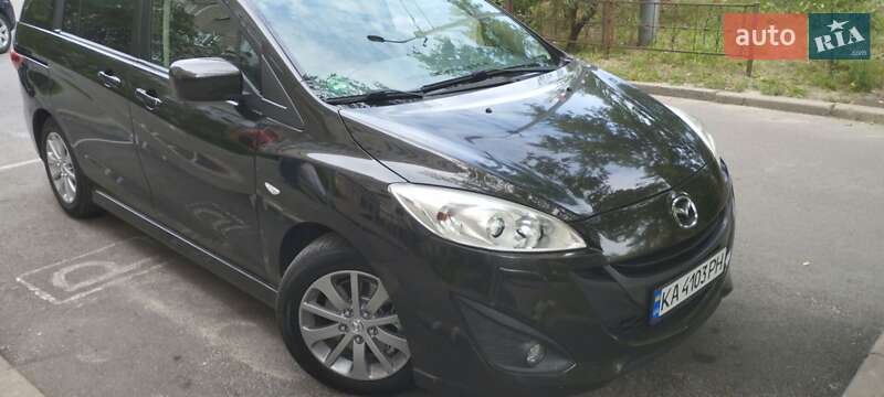 Мінівен Mazda 5 2011 в Києві