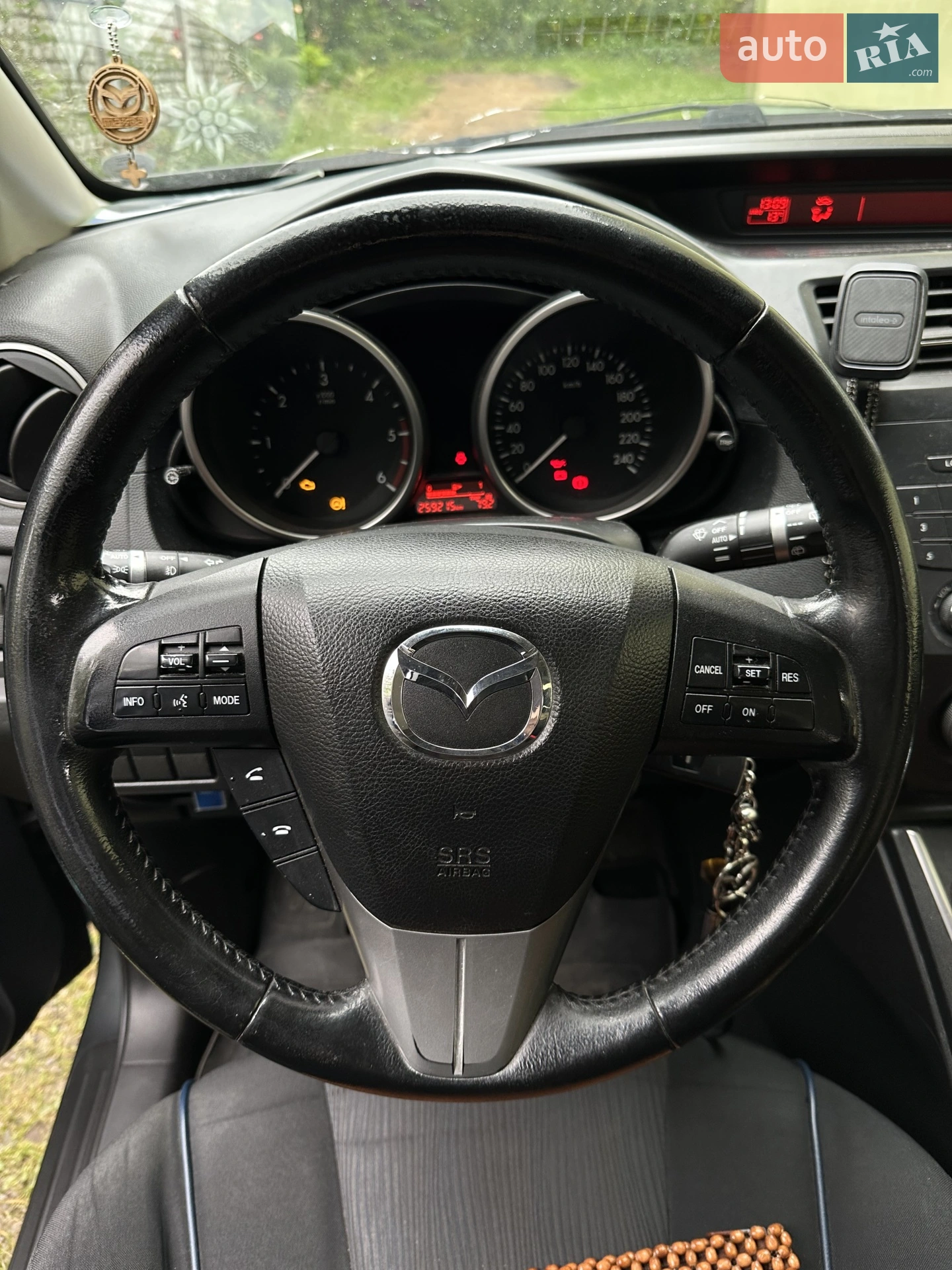 2011 Mazda 5 - мініатюра 16
