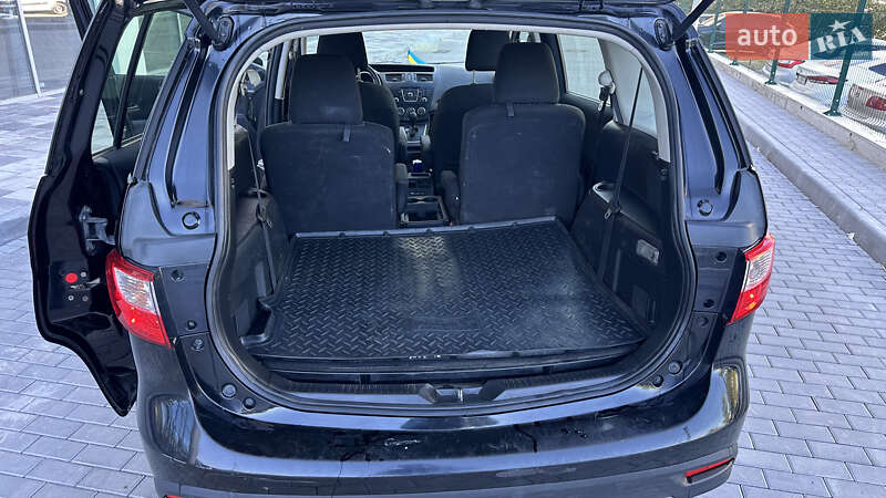 Минивэн Mazda 5 2012 в Киеве