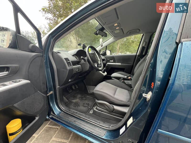 Мінівен Mazda 5 2006 в Рівному