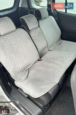 Минивэн Mazda 5 2006 в 