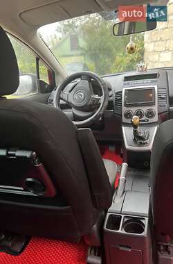 Минивэн Mazda 5 2008 в 