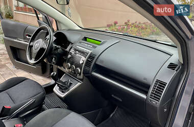 Минивэн Mazda 5 2007 в 